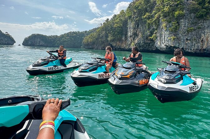 Langkawi : Premium Jet Ski Tour Including Dayang Bunting Island - What the $171 price buys you
