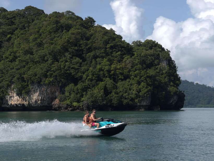 Langkawi: Premium UNESCO Geopark Jet Ski Tour of 8 Islands - Getting comfortable on the jet ski