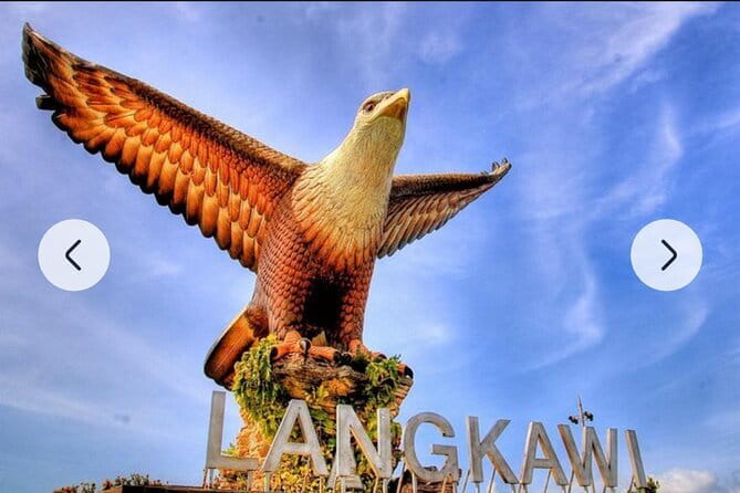Langkawi Private Tour Customized Sightseeing by Private Transport - The Langkawi Craft Complex adds local character