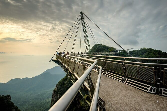 Langkawi: Private Tour with Sky Bridge and Cable Car - Mahsuri Tomb brings Langkawi’s old legend into the day