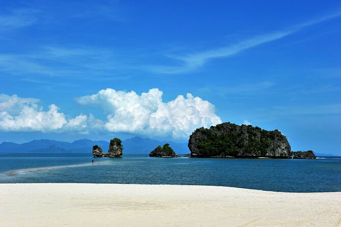Langkawi Tour A - Land Tour & Pulau Dangli Snorkeling - Starting at Eagle Square in Kuah