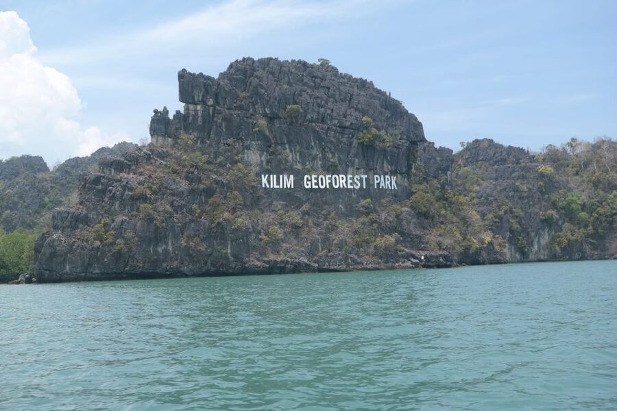 Langkawi: UNESCO Global Geopark Mangrove Cruise - The final 30 minutes: photos, walking, and a closer look