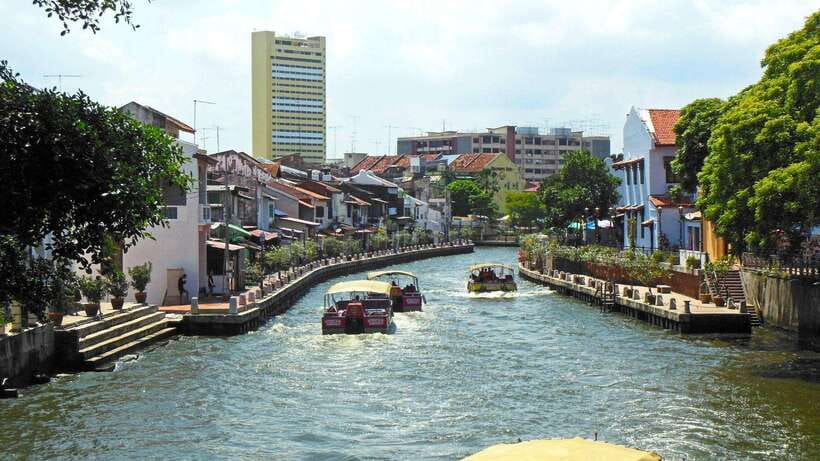 Malacca & Putrajaya Tour - Heat, walking, and the pace of the day