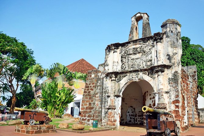 Malacca Sunset Tour: UNESCO Heritage Highlights & River Cruise - St. Paul’s Hill and the old church