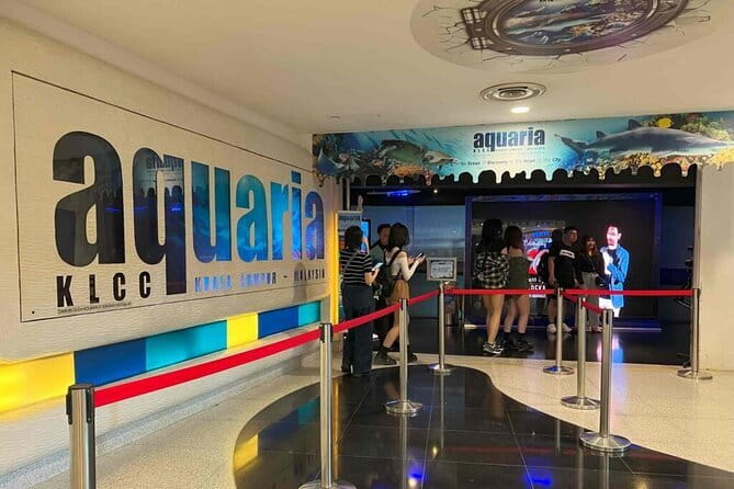 Malaysia: Aquaria KLCC Admission E-Ticket - From the Convention Centre to the Aquarium Entrance
