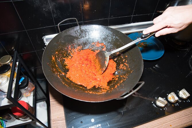 Malaysia Cooking Classes With Local - Sitting down for the meal