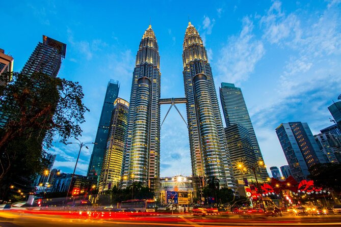 Malaysia Petronas Twin Tower Observation Deck E-Tickets - Seeing Kuala Lumpur From 451.9 Meters Up