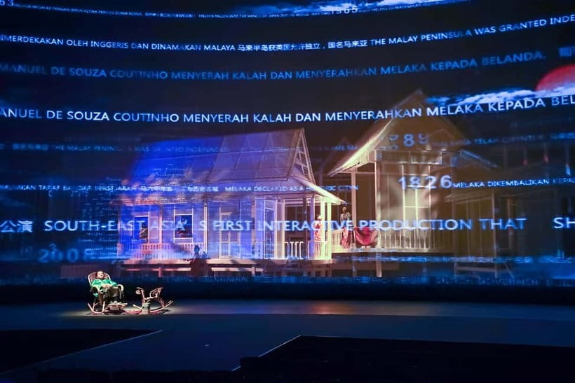 Melaka: Encore Melaka 70 mins Live Performance Ticket - The rotating platform is the main attraction