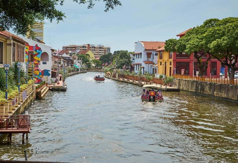 Melaka: Melaka River Cruise E-Ticket - Passing Melaka’s red colonial quarter