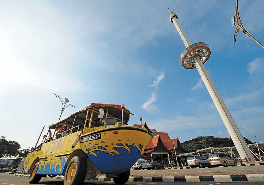 Melaka: Menara Taming Sari Tower E-Ticket - Following the Melaka River and Coastline