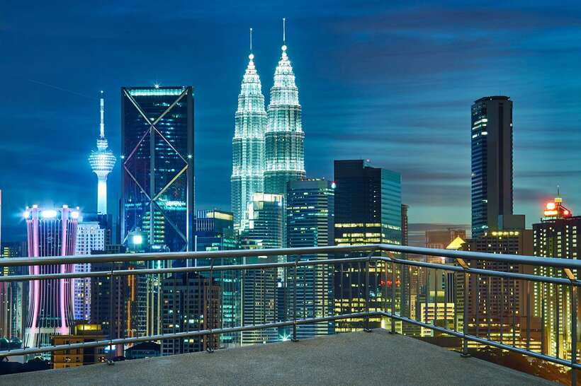 Night Tour of Petronas Twin Towers, Kuala Lumpur - What the eight-hour evening actually covers