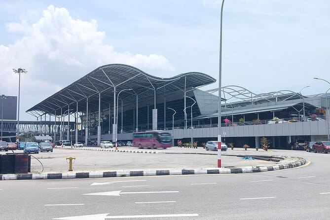 Penang Airport Transfer - Choosing between the sedan and MPV