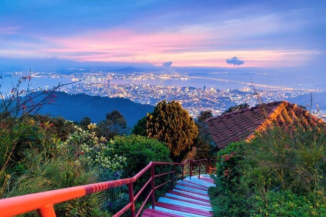 Penang Day Trip with Temple and Penang Hill Tickets (Fast Lane) - Who should book this Penang outing?