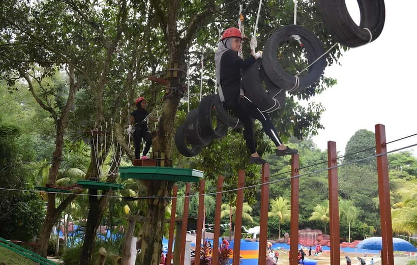 Perak: Bukit Merah Laketown Waterpark Admission Ticket - Wave Pool Energy Without Constant Slides