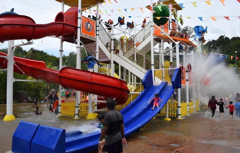Perak: Bukit Merah Laketown Waterpark Admission Ticket - Fast Slides and Water Coasters for the Bold
