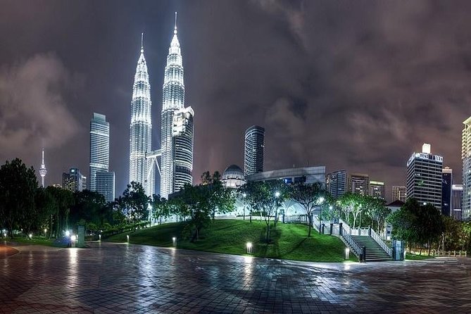 Petronas Twin Tower E-Ticket Including The Skybridge - The upper viewing level and Kuala Lumpur from above
