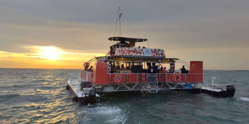 Port Dickson: Dragon Sunset Cruise with Salt Water Jacuzzi - The sunset timing is worth planning around