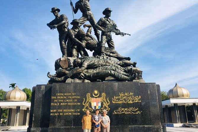 Private Full Day Kuala Lumpur City Tour with the Batu Caves - Royal Selangor and the story of Malaysian pewter