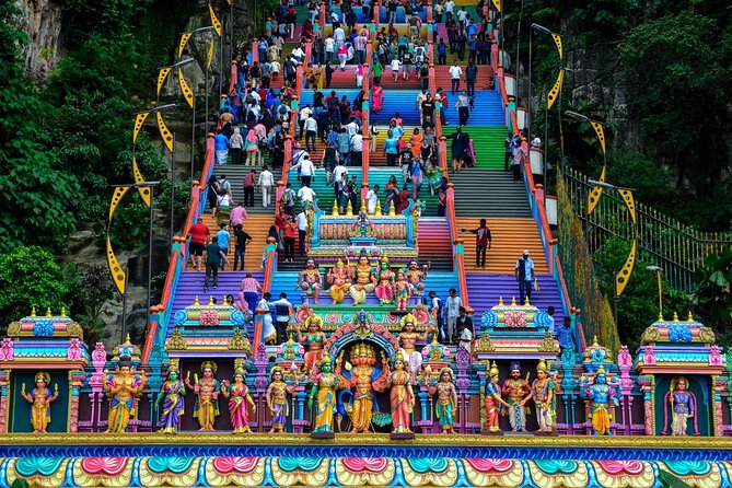 Private Genting Highland Tour With Cable Car Ride & Batu Caves - Strawberry farm, flowers, and a resort built for entertainment