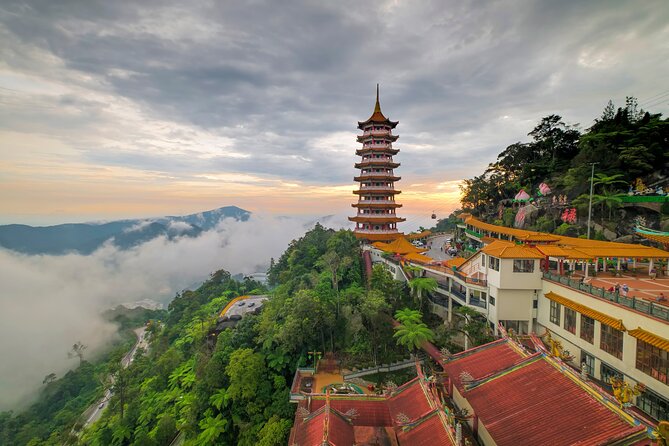 Private Genting Highlands & Batu Caves Trip with Cable Car Ticket - The private car makes the long hill journey easier