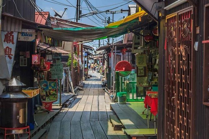 Private George Town UNESCO Heritage Walking Tour - Chew Jetty starts the story at the waterfront