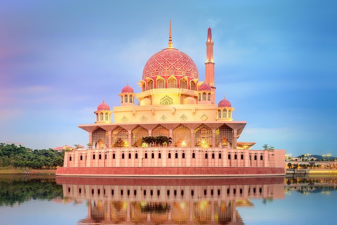 Private Half-Day Putrajaya Tour with Lake Cruise from Kuala Lumpur - Putrajaya Lake From the Water