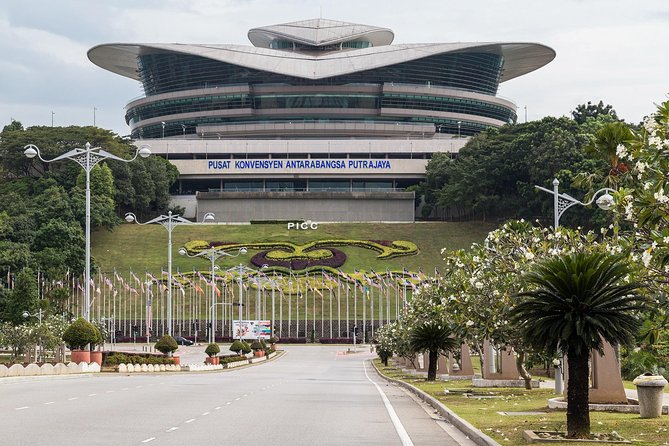 Private Half-Day Putrajaya Tour with Lake Cruise from Kuala Lumpur - What the $75 Price Buys You