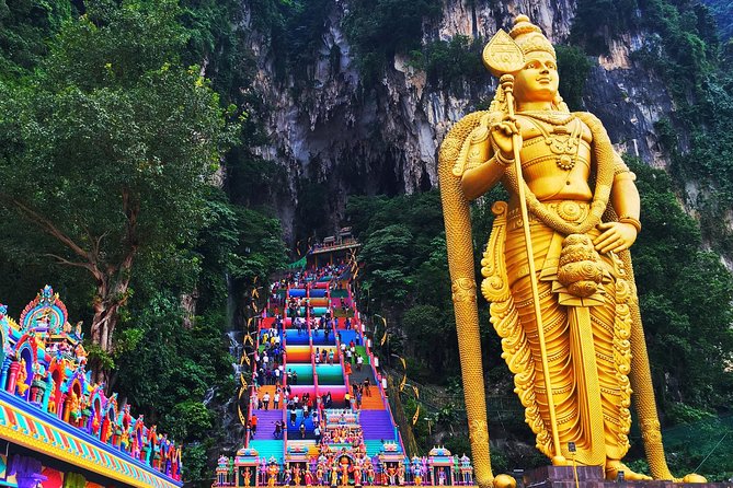 Private Half-Day Temples and Cultural Tour in Kuala Lumpur - Thean Hou Temple and its carved details