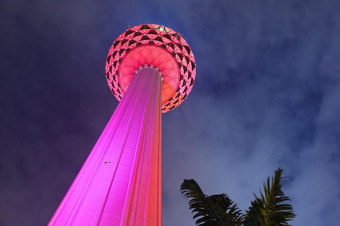 Private Kuala Lumpur Customizable Orientation Full Day Tour - The Petronas Twin Towers are a photo stop