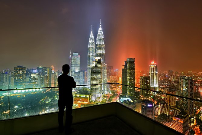 Private Kuala Lumpur Photographic Tour With Petronas Towers & Sky Box K.L Tower - Private transport makes a wide city route workable