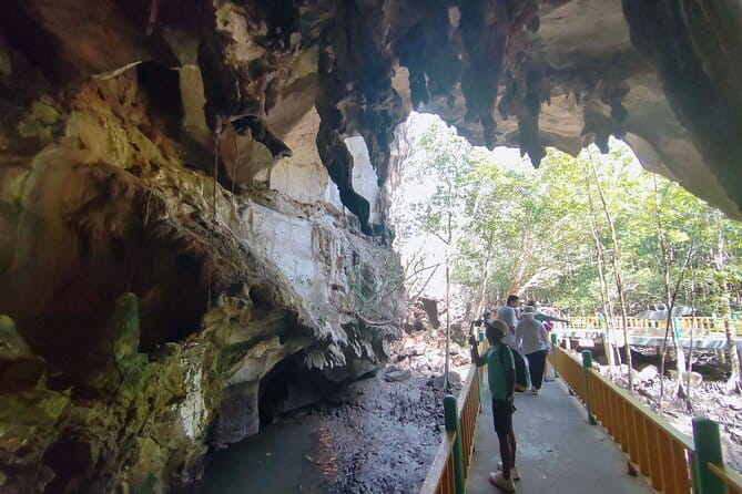 Private Langkawi Mangrove Forest Boat Tour Tg Rhu with Lunch - What lunch adds to the experience