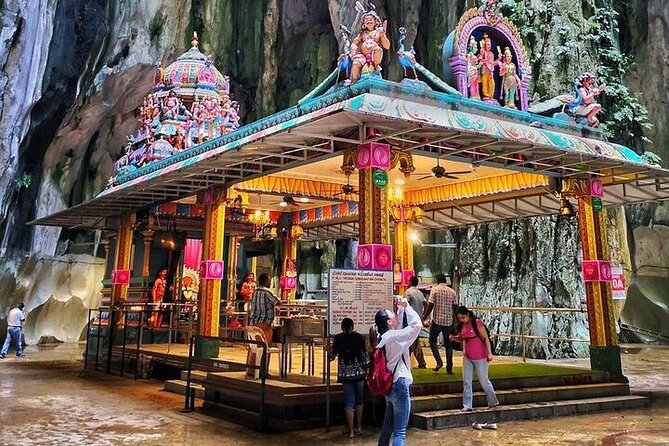 Private Shore Excursion from Klang Port to KL city tour - The Petronas Twin Towers finish