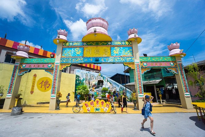 Private Tour: Crab Island Sightseeing Boat Ride and Seafood Lunch - The ferry ride to Pulau Ketam
