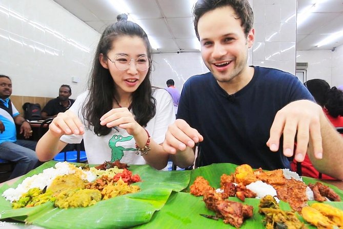 Private Tour : "Lepak-Lepak" at Local Night Market & Mamak Stall - Who will enjoy this private evening