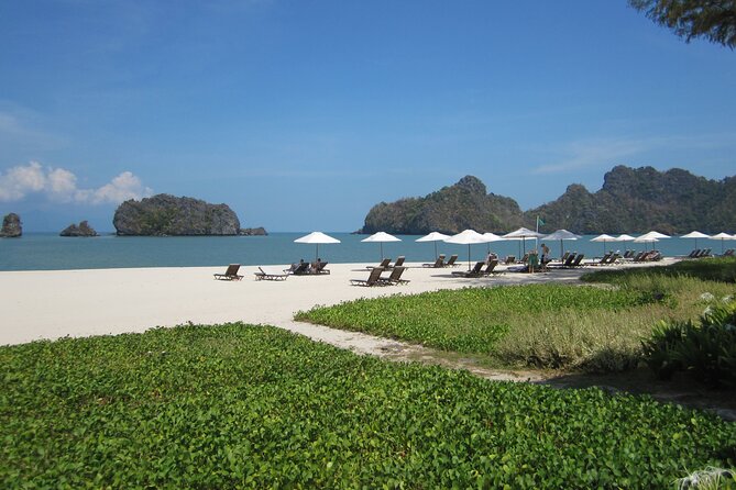 Private Tour to Langkawi Cable Car & Tanjung Rhu Beach - Tanjung Rhu is the best place to slow down