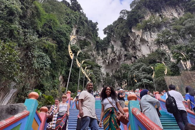 Private Tour with Local Host : Genting Highlands Day Tour enroute Batu Caves - Banana leaf biryani gives the day a proper pause
