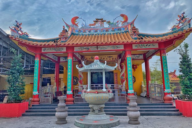 Pulau Ketam Rural Adventure Day Tour (SIC – Join In Tour) - The Blue Mosque and its huge dome
