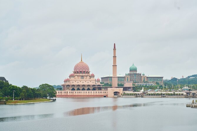 Putrajaya City Tour from Kuala Lumpur - Why Putrajaya makes a good half-day trip from Kuala Lumpur