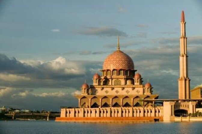 Putrajaya Half Day Tour with Pink Mosque & River Cruise(SIC) - Why Putrajaya makes a good half-day outing