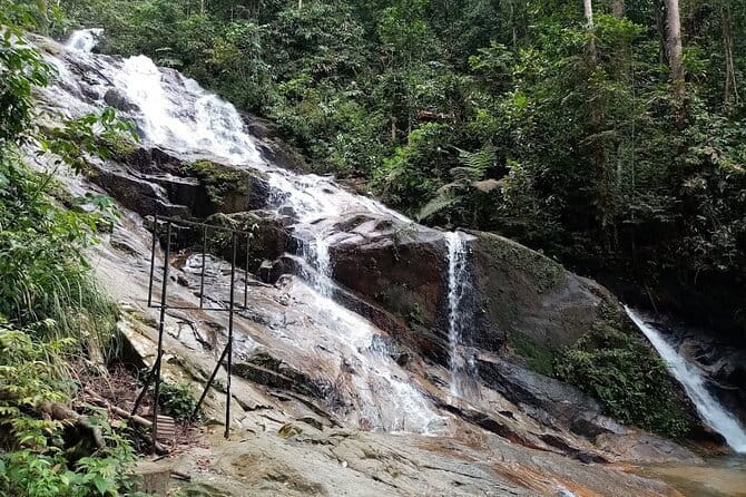 Rainforest-Cascading Waterfall & Batu Cave (Private Tour) - Batu Caves after the greenery