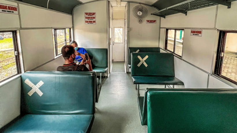 Sabah: White Water Rafting Grade 3-4 at Padas River - Why the Padas River trip begins with a train