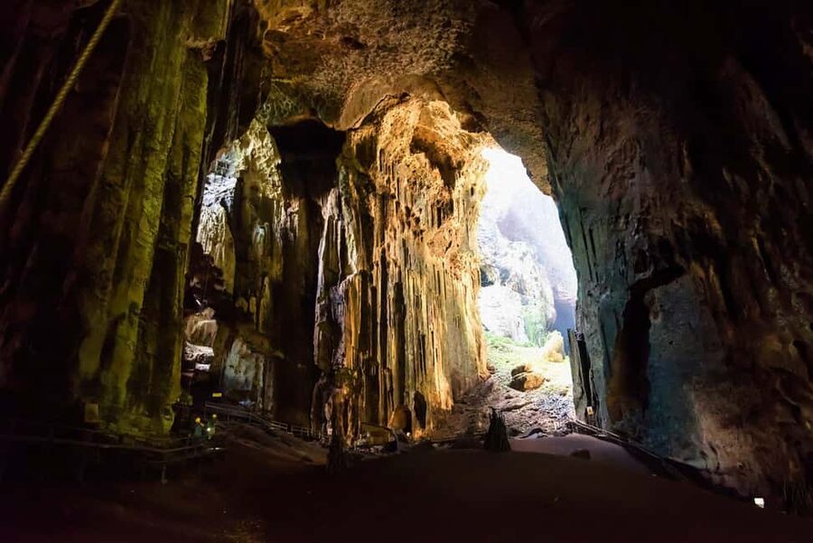 Sandakan: Gomantong Cave Echoes & Kinabatangan River Safari - Inside Simud Hitam, where the cave stays busy