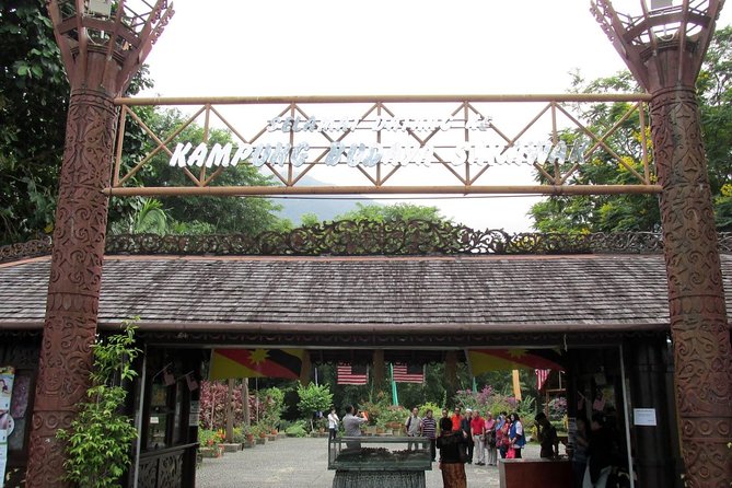 Sarawak Cultural Village Tour - Seven homes, seven cultural viewpoints