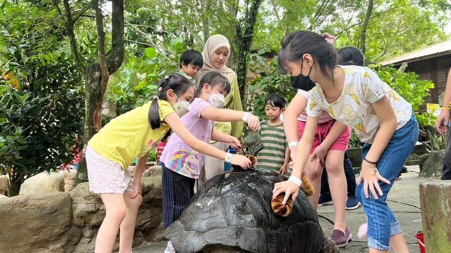 Selangor: Farm In The City Entry Ticket - Food rules and day-planning tips