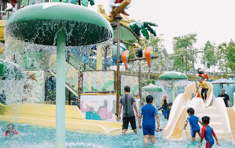 Selangor: SplashMania at Gamuda Cove - Lazy rivers, wave pools, and splash zones