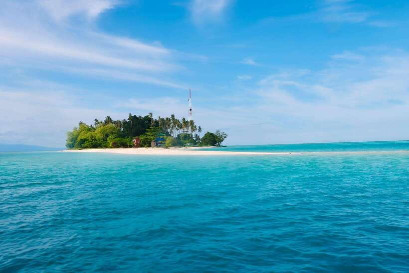 Semporna: Explore 3 Islands Tour Snorkel or Dive & Lunch - What this Semporna island day is really like