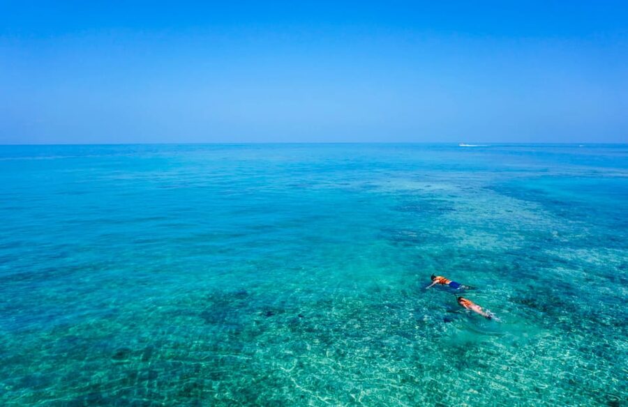 Semporna: Explore 3 Islands Tour Snorkel or Dive & Lunch - Mataking: the second water stop