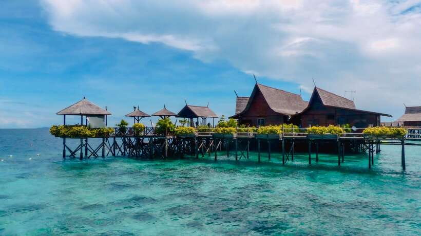 Semporna: Mabul and Kapalai Trip in Snorkel or Dive & Lunch - Why Mabul and Kapalai make a useful pair