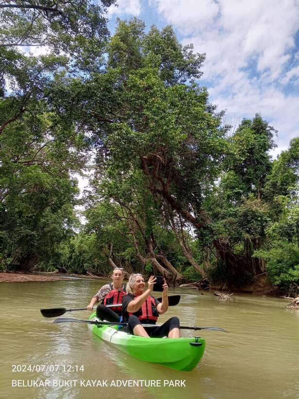 Sungai Berang Wildlife & Cultural Kayak Tour - Three hours on the current