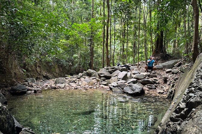 Telaga Tujuh Waterfall Half Day and Sacred Blue Pool Tour - A drink at the car park